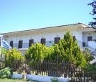 Perix House, private accommodation in city Neos Marmaras, Greece